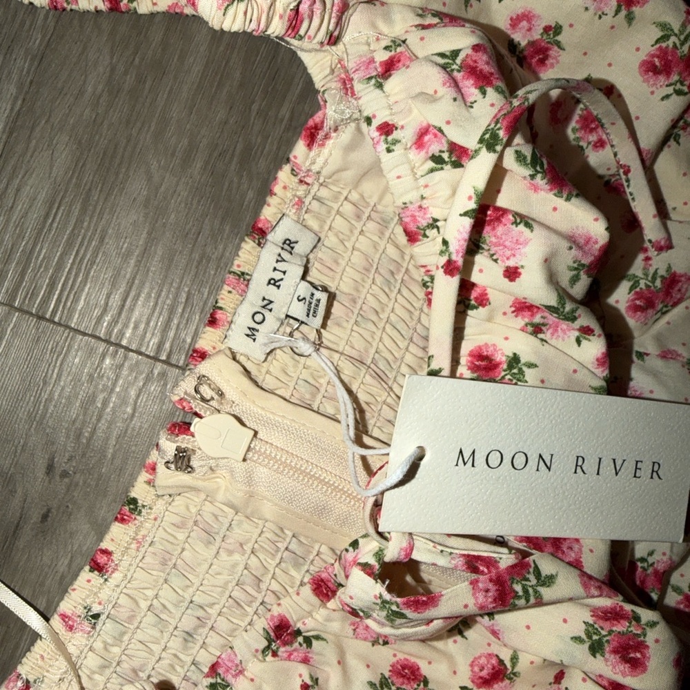 Moon River Floral Puff Sleeve Midi Dress floral print - Picture 13 of 15